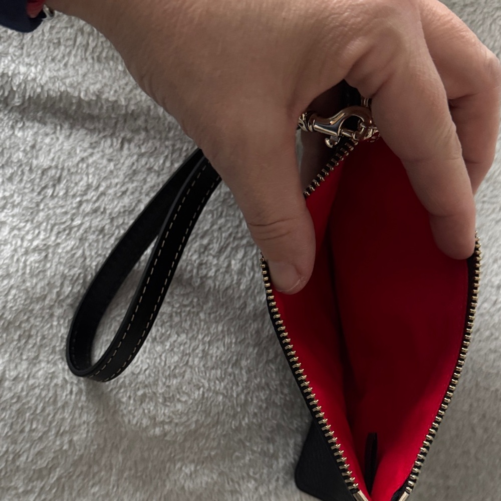 Dooney & Bourke Black Pebbled Wristlet - Picture 4 of 4